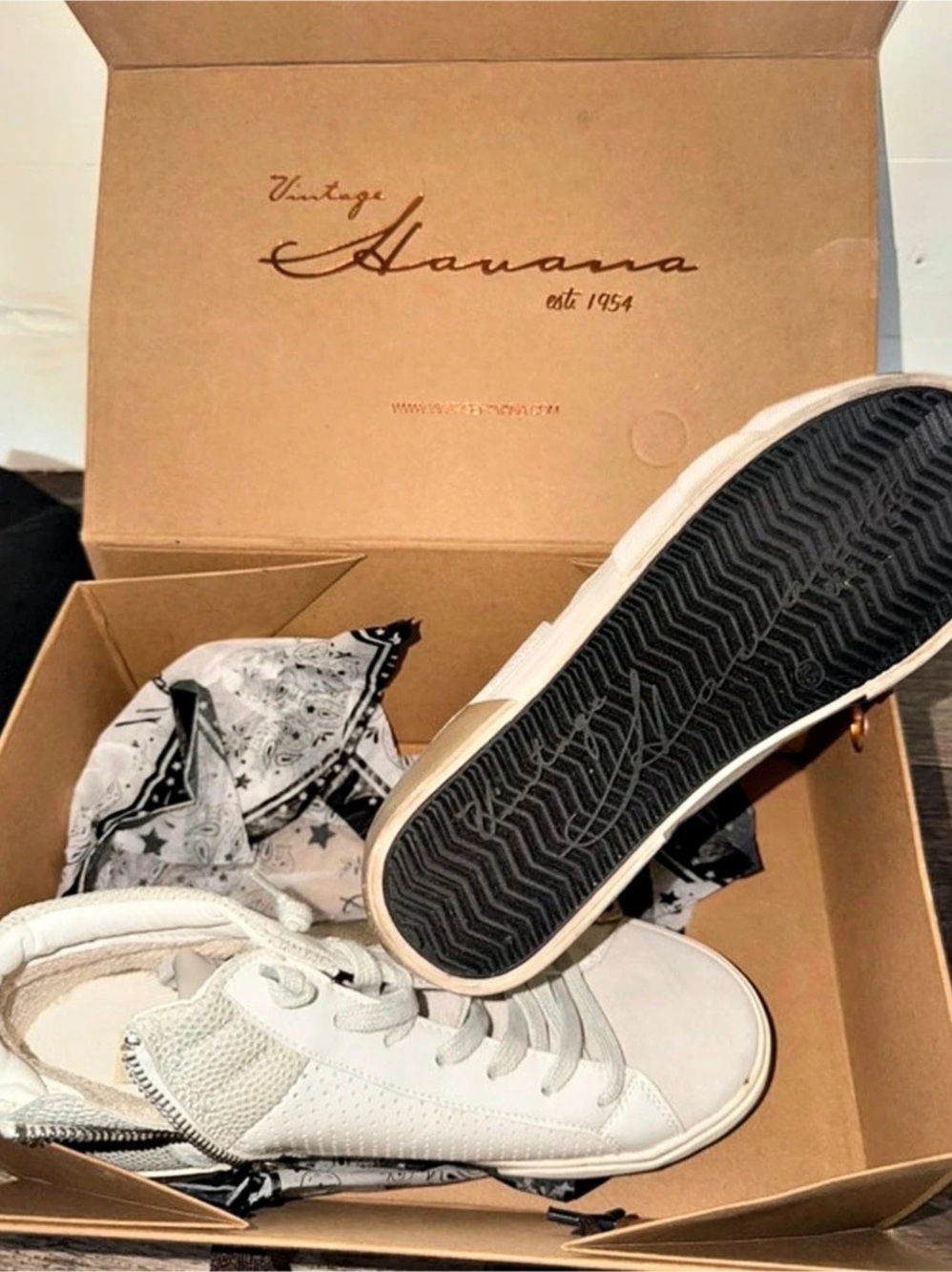 Vintage Havana  White High-Top Sneakers Like New